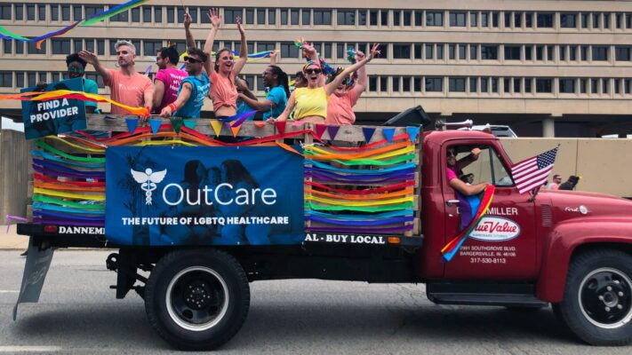 Reconstruindo a Confiança da Comunidade LGBTQ+ no Atendimento à Saúde